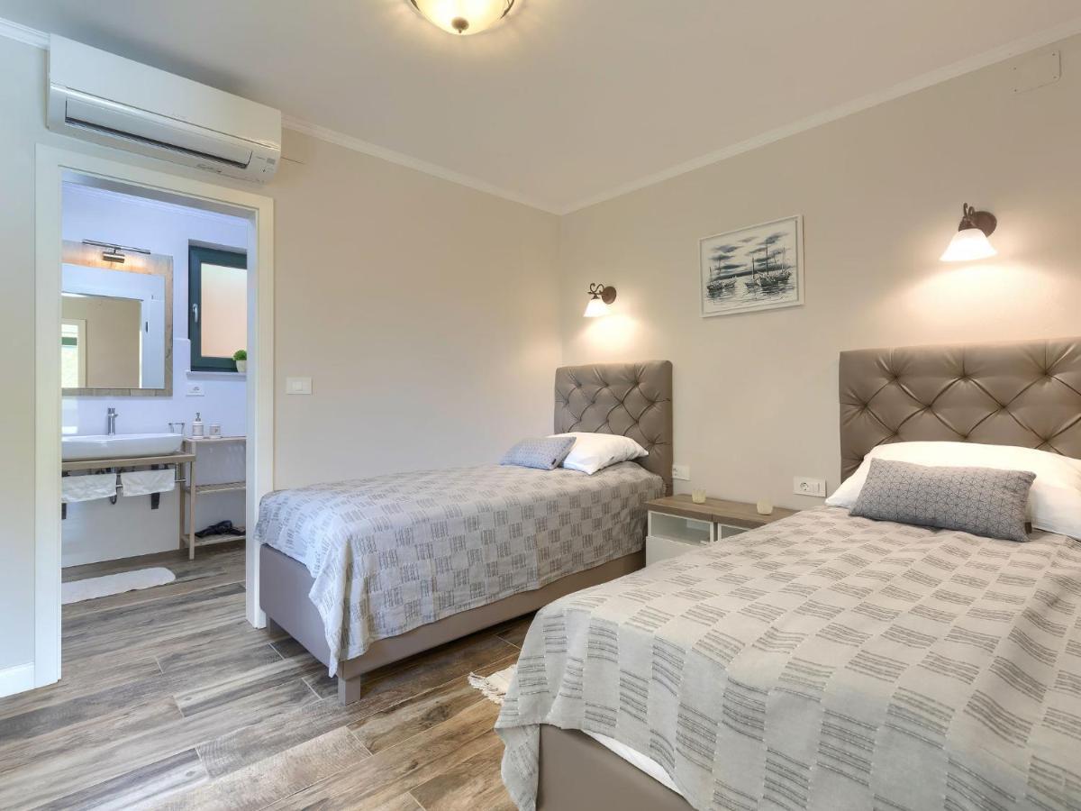 Holiday Home Villa Bernard By Interhome Rovinj Exterior photo